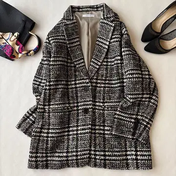 새상품급 B.C STOCK 트위드 자켓 오버 사이즈 루즈핏