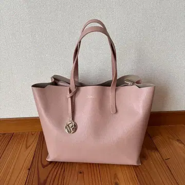 [컨디션 최상] FURLA 훌라 샐리 M 라이트 핑크 숄더백