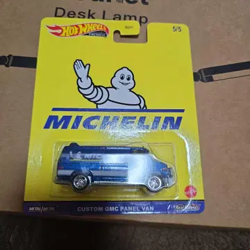 핫휠 프리미엄 커스텀 GMC 패널 밴 미쉐린