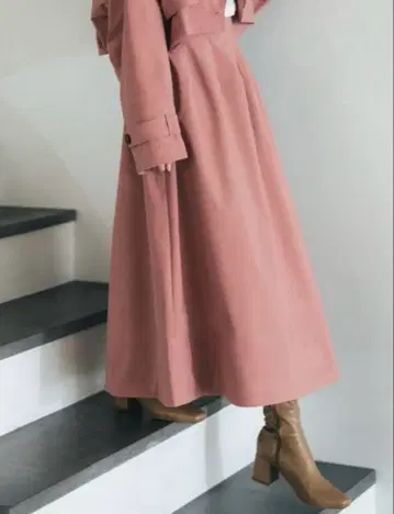 미사용 새상품 릴암비션 핑크 라이트턱 스커트 M 플레어