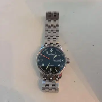 FORTIS 자동 와인딩 손목시계 블랙 다이얼