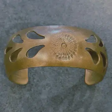 빈티지 상품 놋쇠 컷 아웃 디자인 뱅글 와이드 넓은 폭