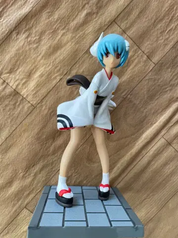 아야나미 레이 콜라보 피규어 화이트 기모노