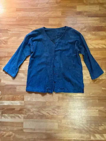 에미오와스 가디건