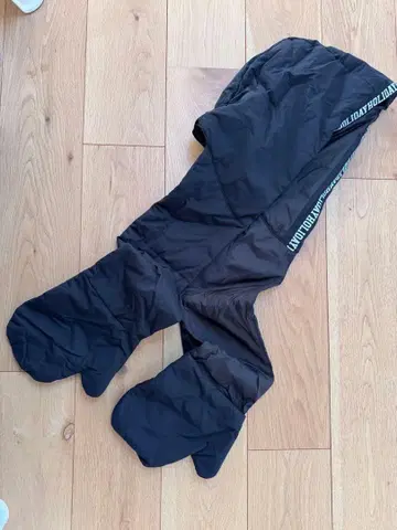 HOLIDAY 스톨 충전솜 장갑 포함