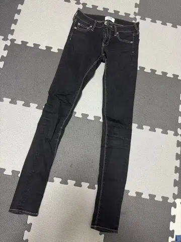 GYDA 블랙 스키니 팬츠