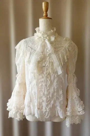 일본제 ANGELIC PRETTY 히메소데 블라우스