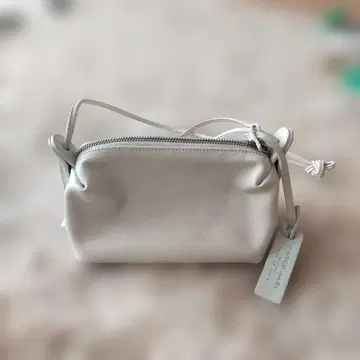 MARCO MASI 화이트 가죽 숄더백