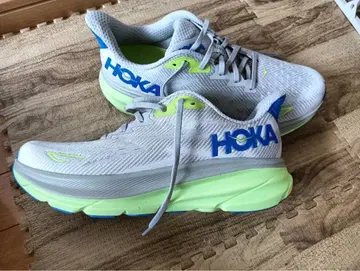 호카 오네오네 클리프톤 9