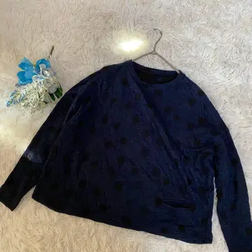 [잔니로 주디체] 네이비 도트 무늬 긴팔 T셔츠(40) 루즈핏