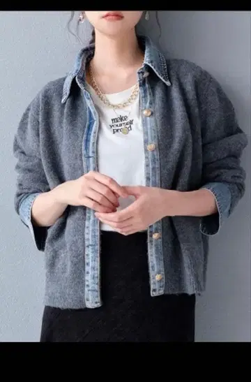 데님 카라 부착 차콜 그레이 가디건