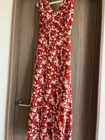 SNIDEL 플라워 프린트 슬리브리스 롱 원피스