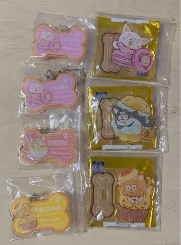 오소마츠 6쌍둥이 마츠이누 아크릴 키링 아크릴 스탠드