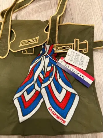 LA COUSSETTE 자수 토트백 카키