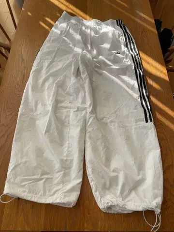 adidas 화이트 워크 팬츠 블랙 스트라이프
