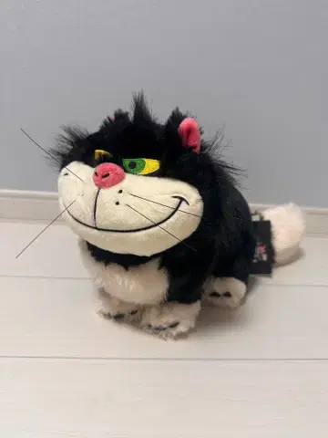 루시퍼 봉제 인형