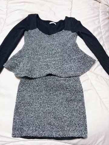 LIP SERVICE 셋업 블랙과 화이트 믹스