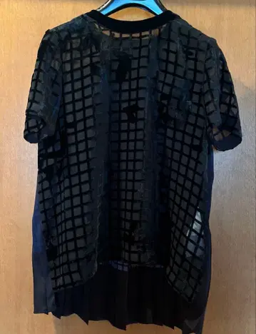 Sacai 사카이 체크 무늬 쉬폰 플리츠 반팔 상의