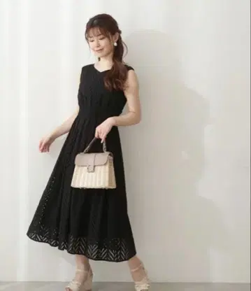 proportion body dressing 블랙 슬리브리스 원피스