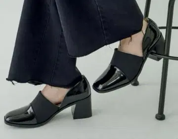 [ 새상품급 ] mystic 미스틱 밴딩 로퍼 블랙 23.5