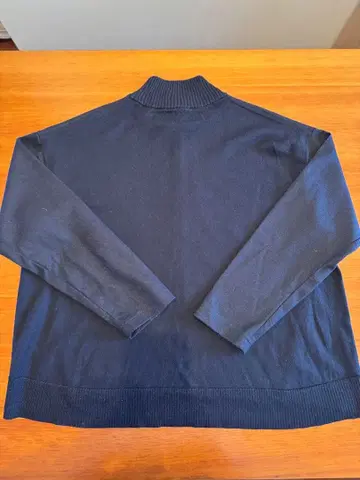 그린 라벨 릴랙싱 네이비 터틀넥 긴팔 스웨터