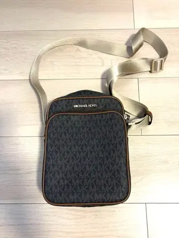 Michael Kors 숄더백