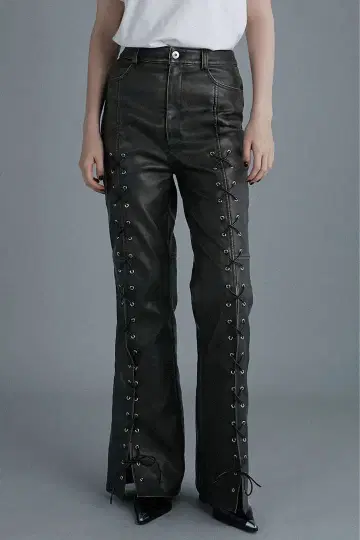 PRANK PROJECT 레이스업 비건 가죽 팬츠