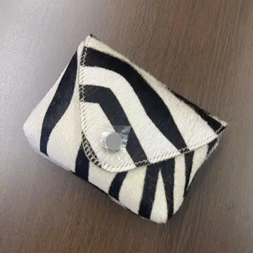 ch!iiibag 파우치 제브라 패턴