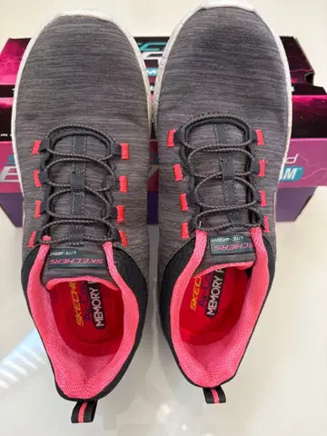SKECHERS Air-Cooled Memory Foam 그레이/핑크