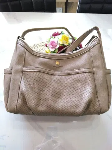 새상품급! Hiroko Koshino 숄더백 베이지 코시노 히로코