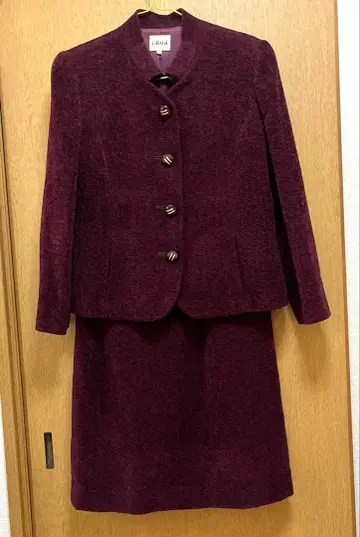 새상품급 실크 100% 수트 자켓 스커트