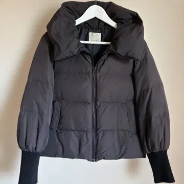 Spick and span 스픽 앤 스팬 다운 자켓 블랙 사이즈 38