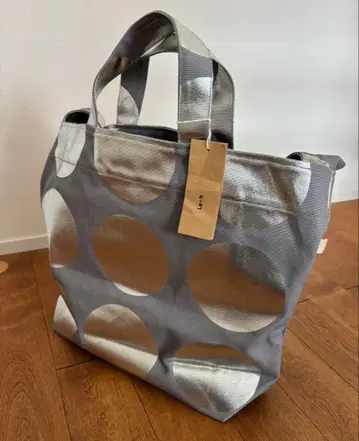 새상품 La+h 러스 캔버스 도트 숄더 일본제 토트백 실버