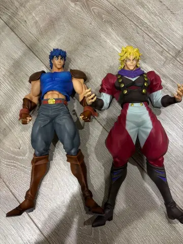 죠죠의 기묘한 모험 액션 피규어 2체 세트