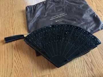 kate spade 부채꼴 블랙 클러치백