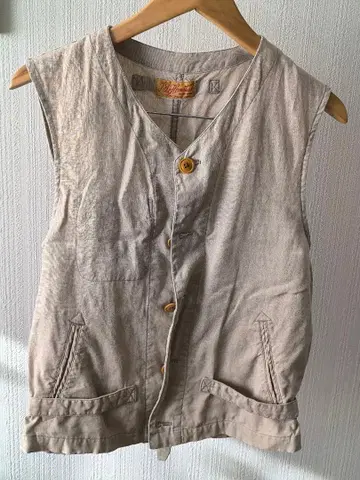 베이지 버튼 베스트