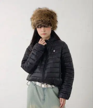 FCMM 블랙 다운 자켓