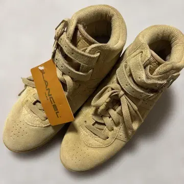 Lancel 베이지 하이컷 스니커즈