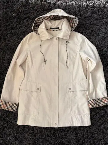 DAKS 후드 부착 블루종 아이보리