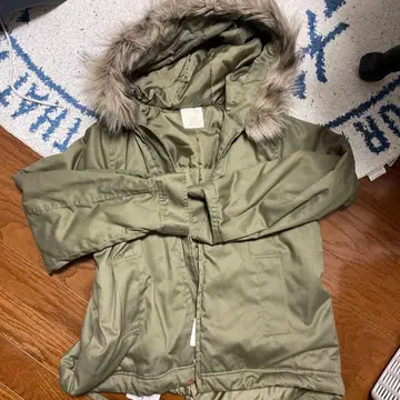 90s 올리브 그린 퍼 포함 다운 자켓