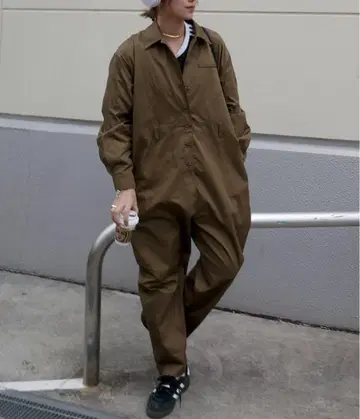 빅 실루엣 점프수트