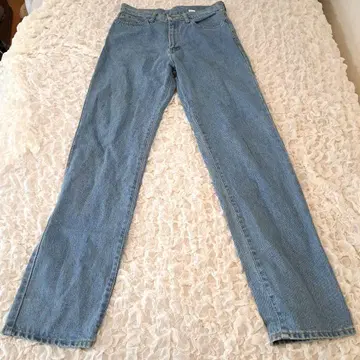 유니클로 라이트 블루 스트레이트 데님