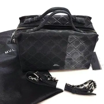 [ 한정판 ] M.U.L. 큐브 숄더 데님 가죽 라인