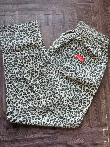 쿠쿠맨 셰프 팬츠 레오파드 무늬