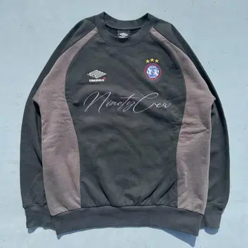 [ 초레어 ] 9090 x umbro 콜라보 맨투맨 M