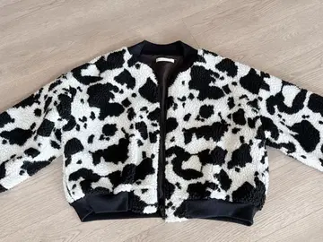 애니멀 무늬 보아 자켓