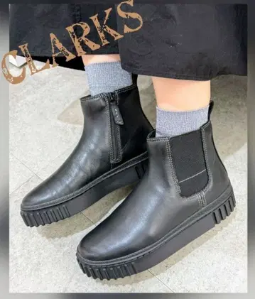 [ 새상품 ] 리걸 CLARKS 통굽 블랙 부츠