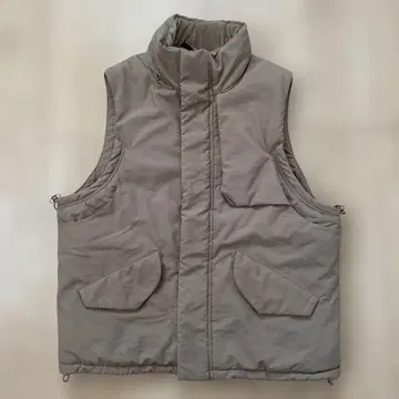 [와쿠만] 베이지 스탠드 카라 베스트 새상품급