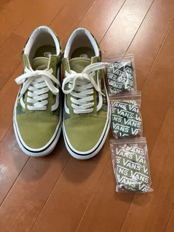 VANS 올리브 스니커즈 슈레이스 포함