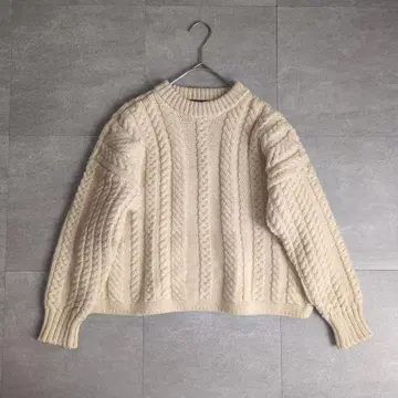 [ 새상품급 ] 간지 울렌스 케이블 아란편 니트 스웨터